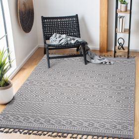 LOOM & LUXE Collection 4X6 Grey/White /Geometric Indoor/Outdoor Area Rug